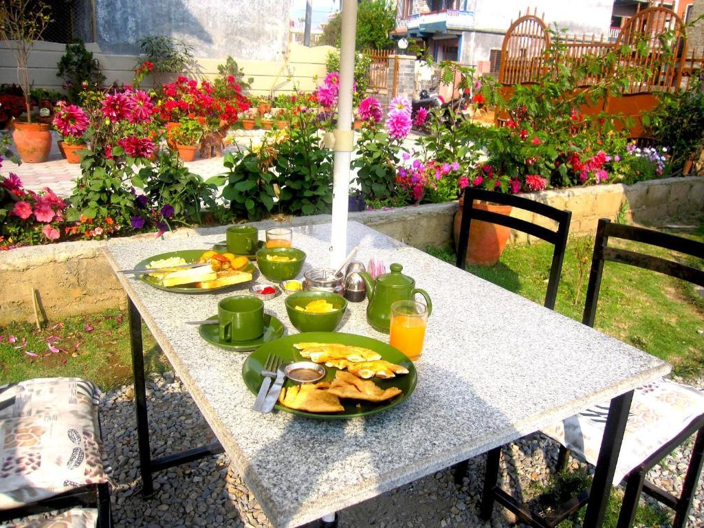 Hotel Orchid Pokhara Ngoại thất bức ảnh