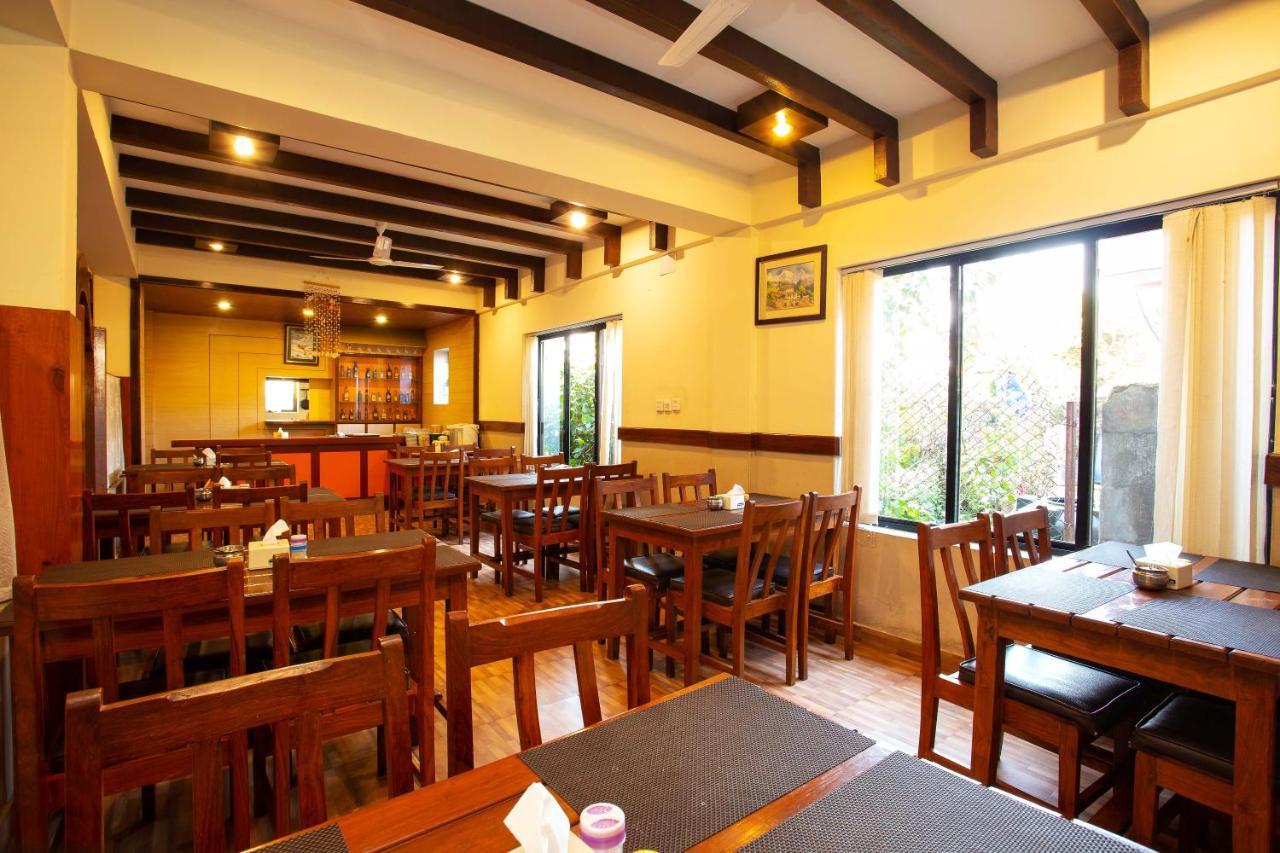 Hotel Orchid Pokhara Ngoại thất bức ảnh