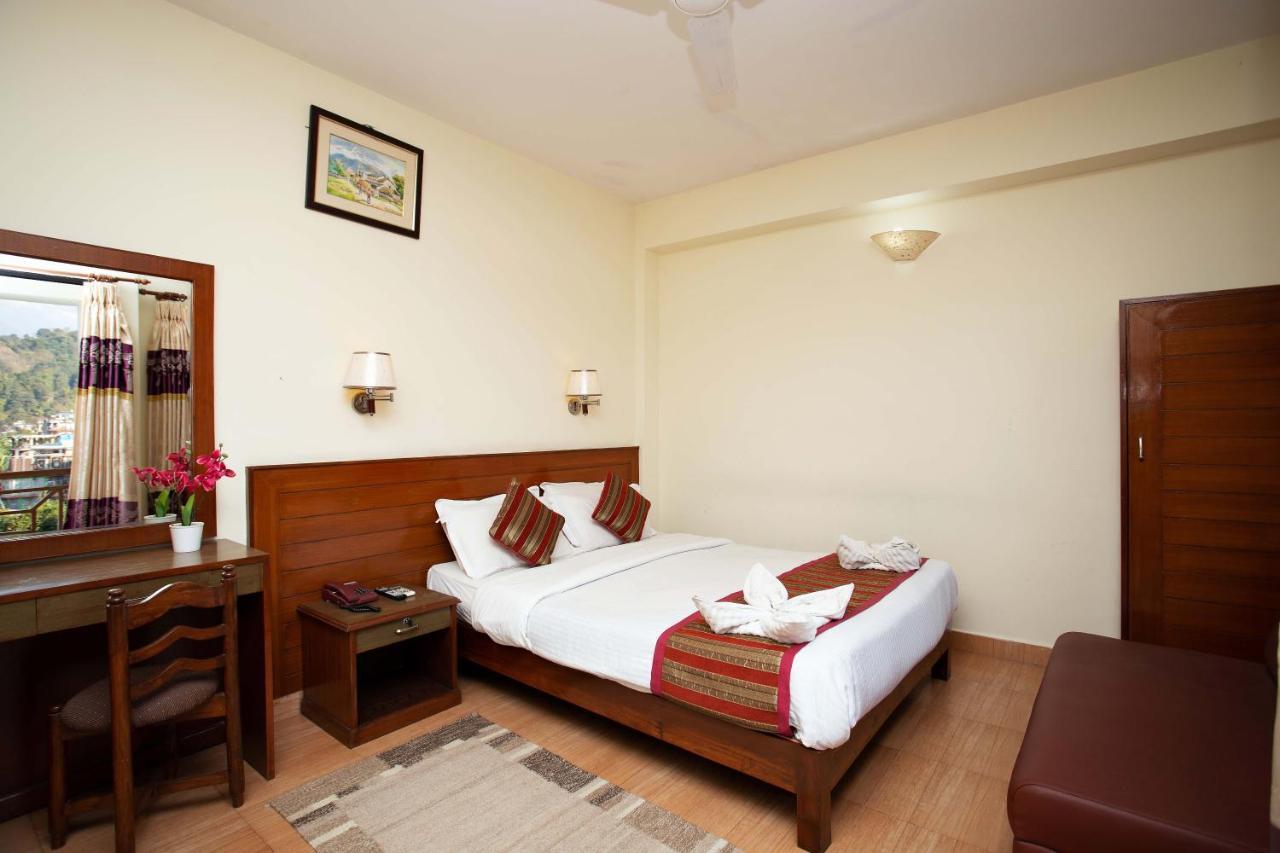 Hotel Orchid Pokhara Ngoại thất bức ảnh