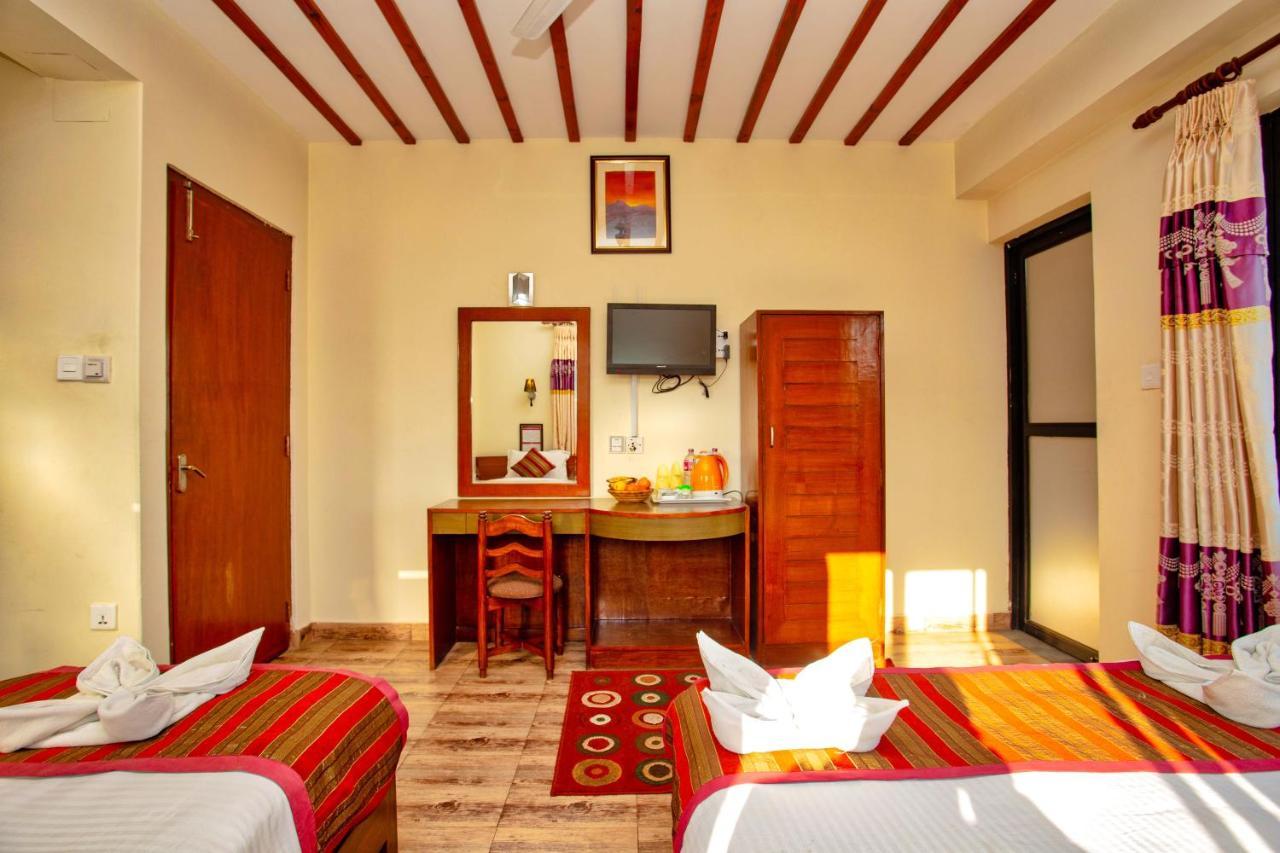 Hotel Orchid Pokhara Ngoại thất bức ảnh