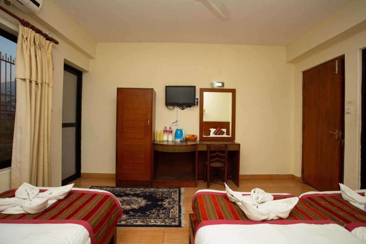 Hotel Orchid Pokhara Ngoại thất bức ảnh