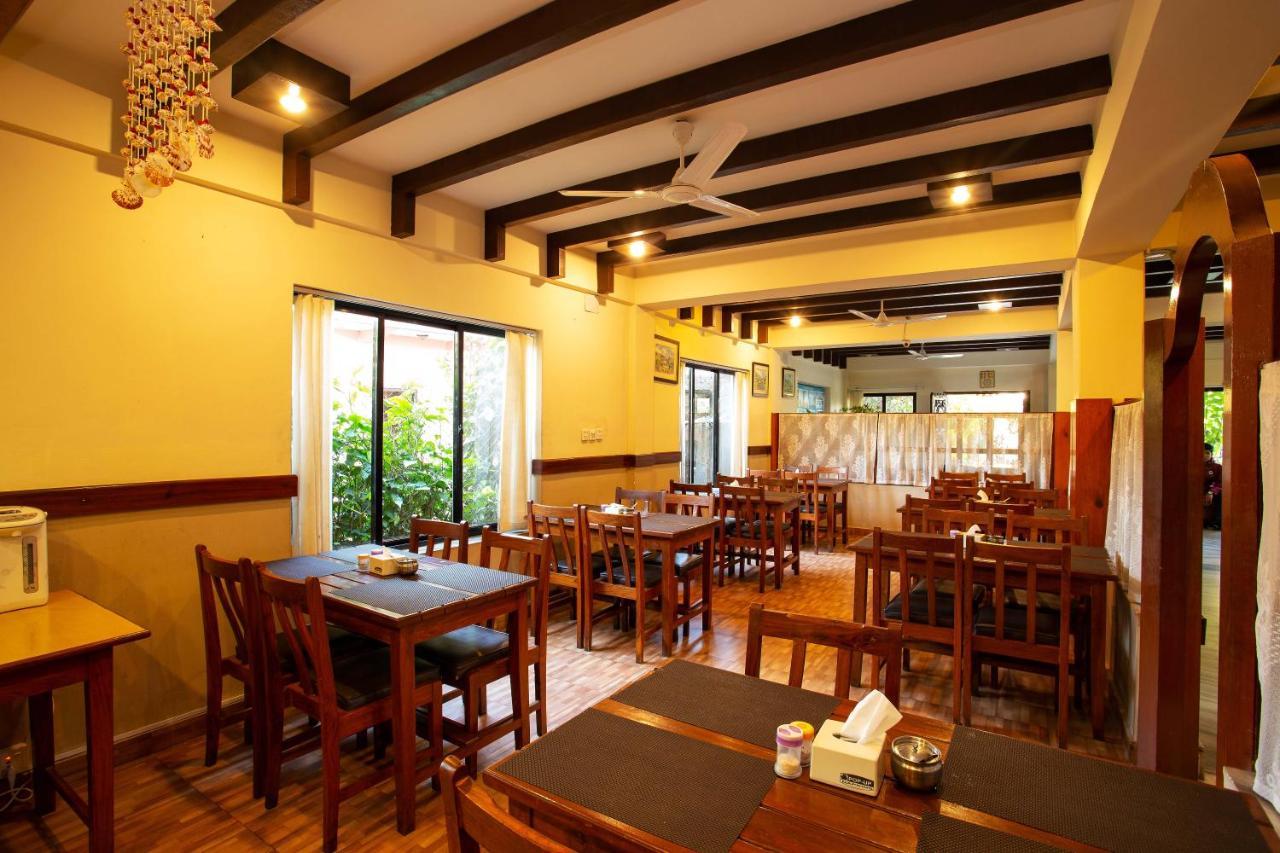 Hotel Orchid Pokhara Ngoại thất bức ảnh