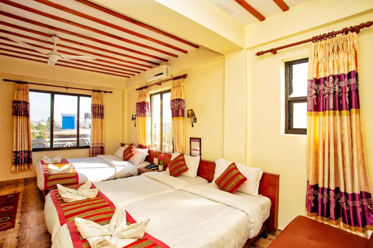 Hotel Orchid Pokhara Ngoại thất bức ảnh