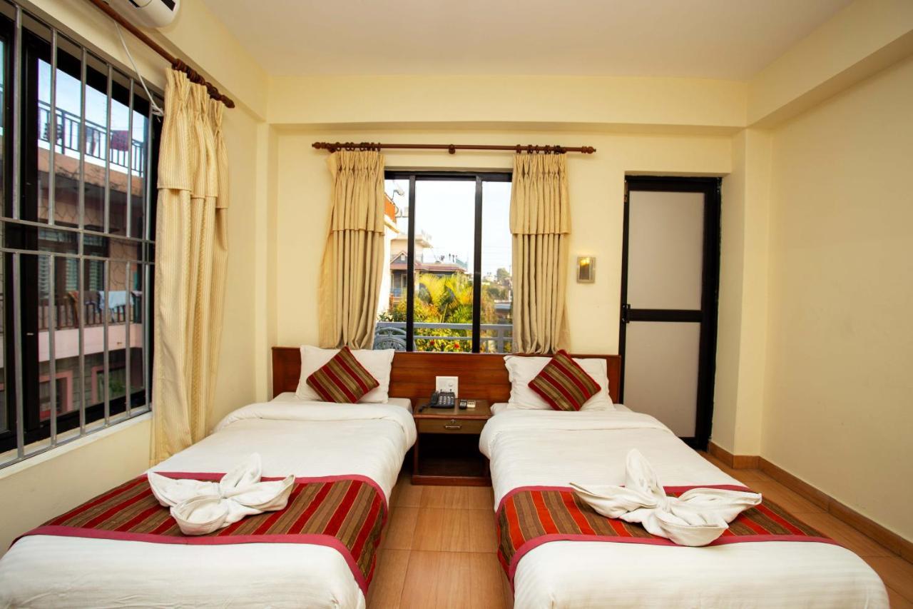 Hotel Orchid Pokhara Ngoại thất bức ảnh